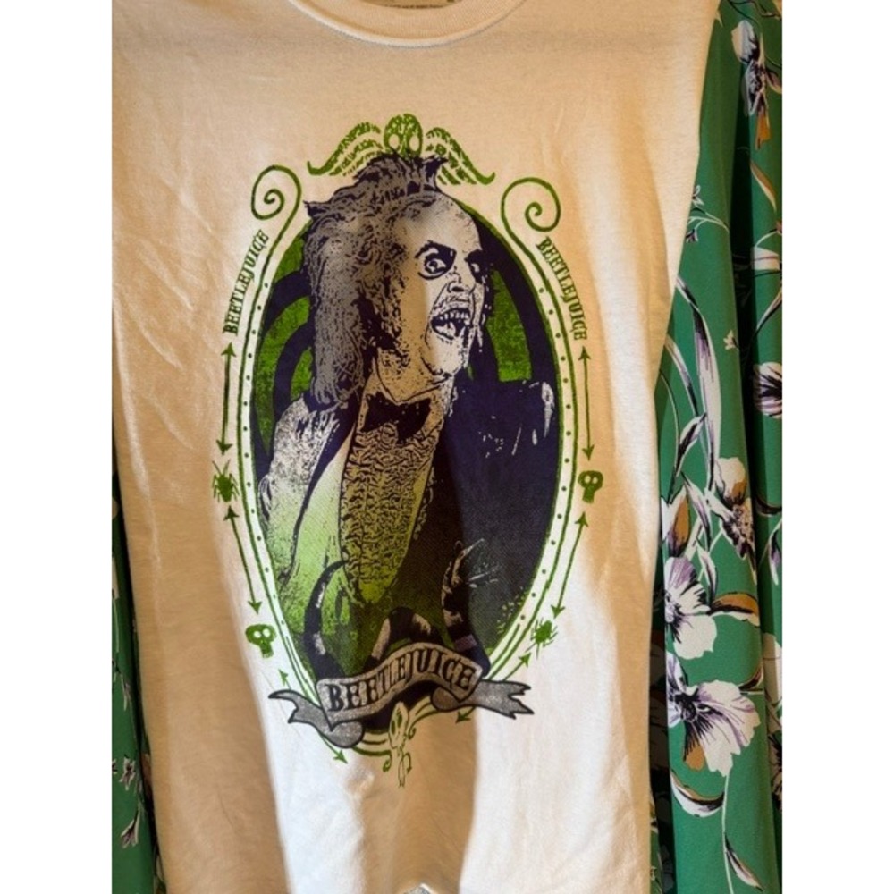 Beetlejuice Upcycled Graphic Tee Floral Kimono Sleeves Tassels Green White O/S - Picture 3 of 6